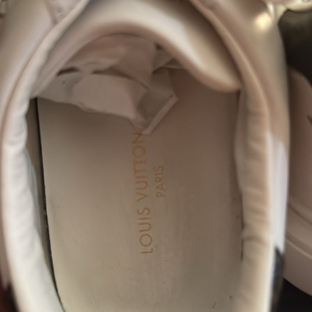 louis vuitton sneaker - Picture 4 of 5